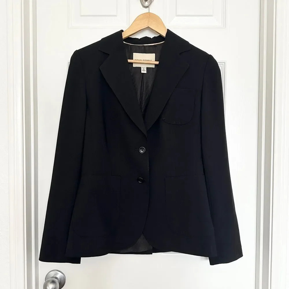 Banana Republic Women’s Classic Black Blazer